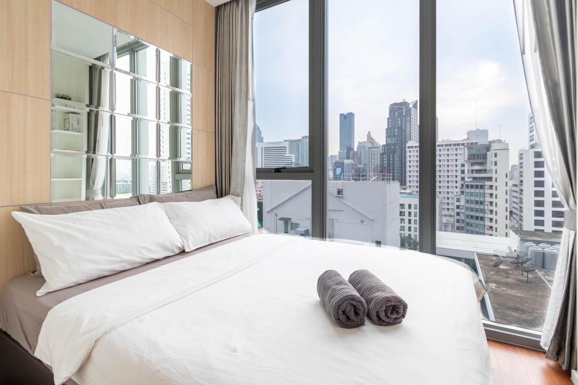 Hyde Sukhumvit 11 Branded Suites Bangkok Exterior foto