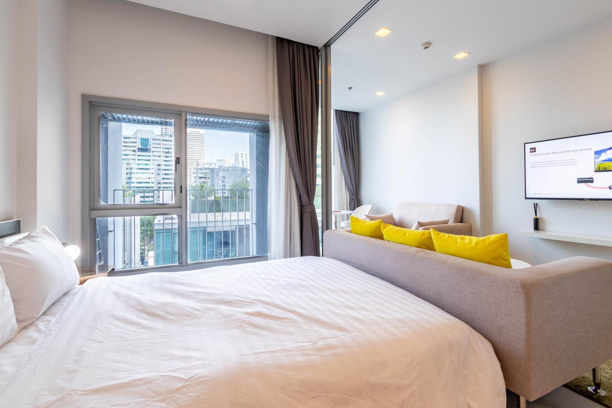 Hyde Sukhumvit 11 Branded Suites Bangkok Exterior foto